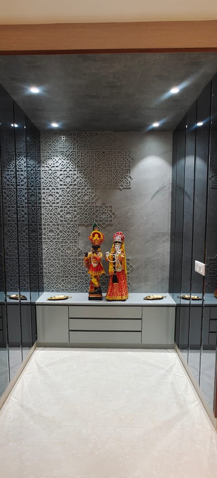 Decorative interior niche